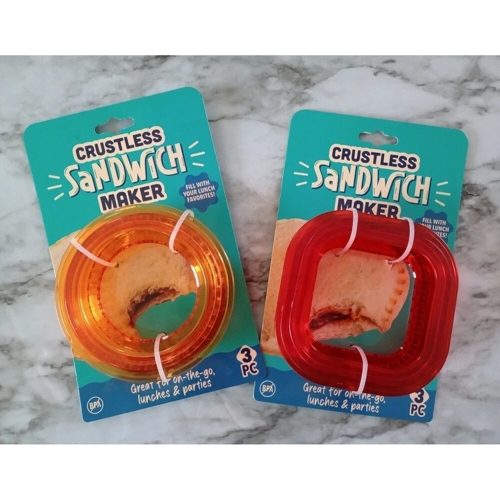 (Bundle) NWT Crustless Sandwich Maker Set - Round & Square
